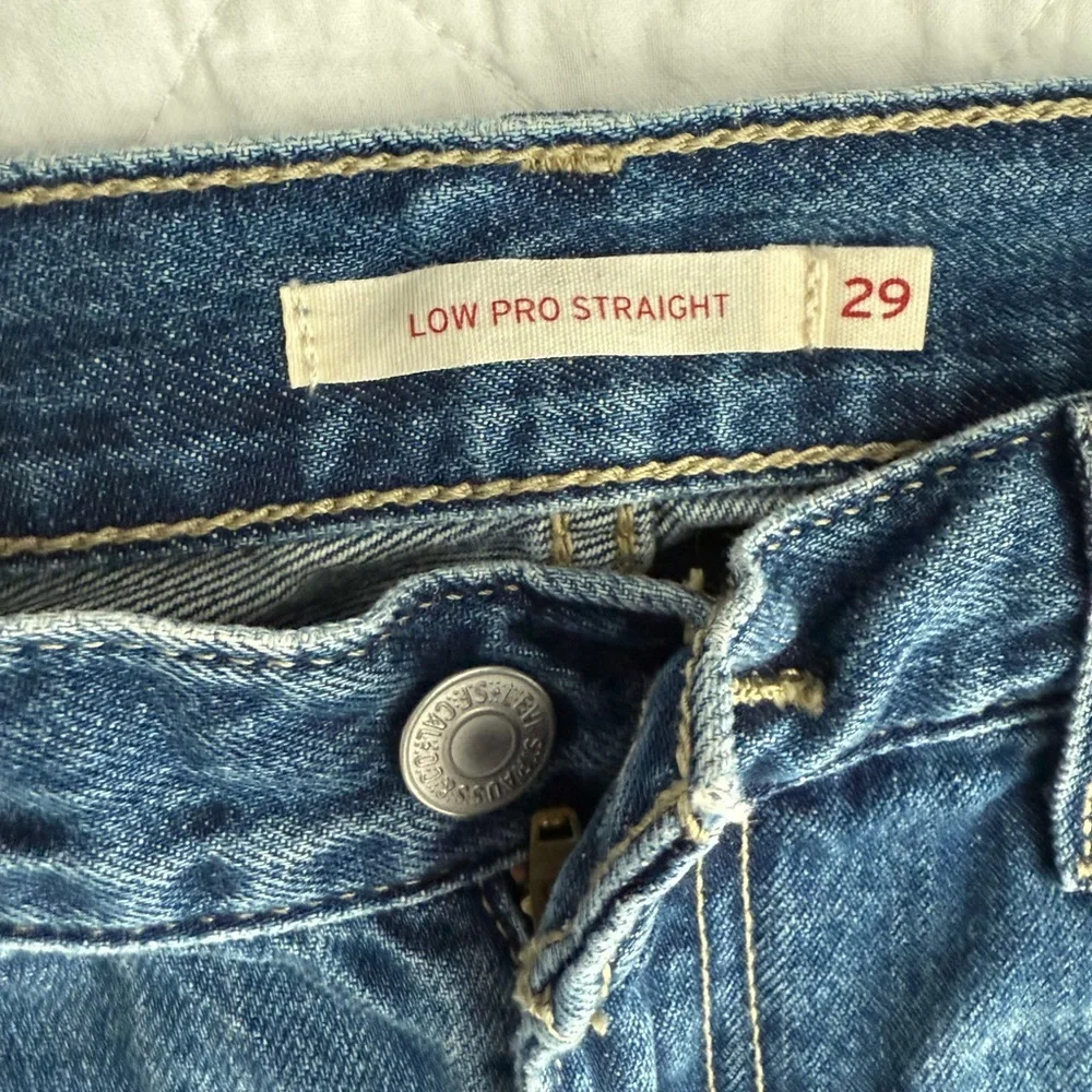 Levi’s straight leg size 29 - Picture 2 of 8